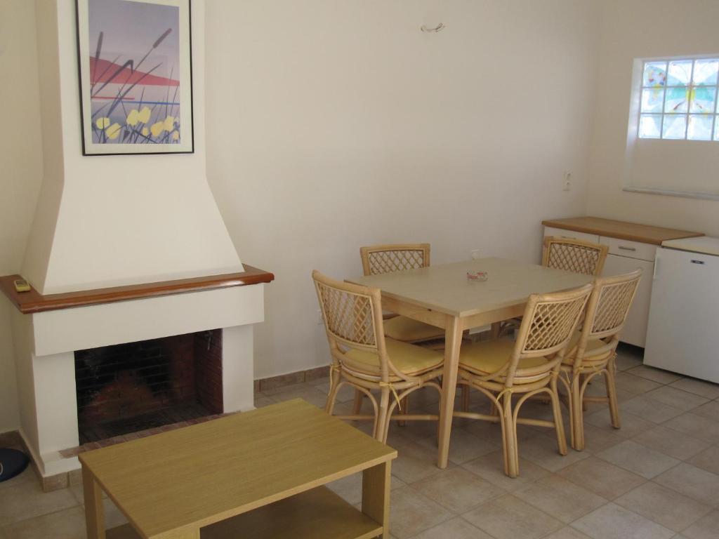 Dionysos Authentic Resort & Village Agia Fotia  Extérieur photo